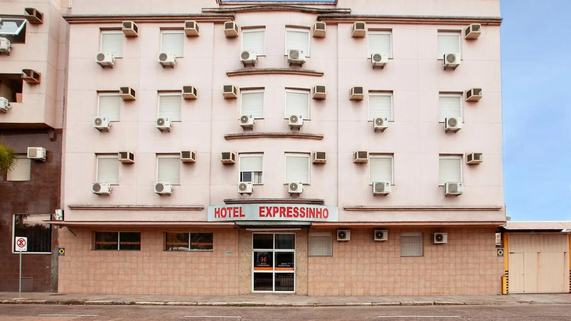 Hotel Expressinho Aeroporto Porto Alegre 3*,